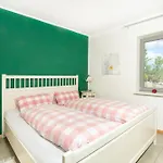 Gutshaus Ketelshagen ホームステイ *