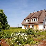 ホームステイ Gutshaus Ketelshagen プットブス