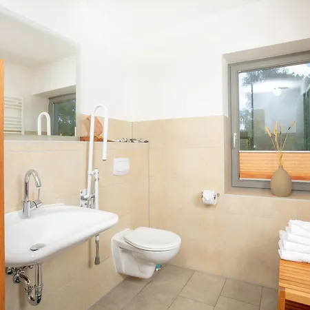 Gutshaus Ketelshagen 4*