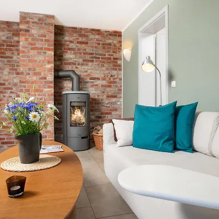 게스트하우스 Gutshaus Ketelshagen 4*