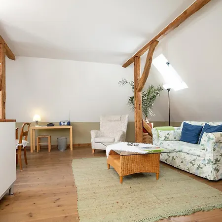 Gutshaus Ketelshagen 게스트하우스 4*