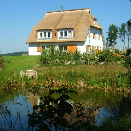 Quarto em Acomodações Particulares Gutshaus Ketelshagen *