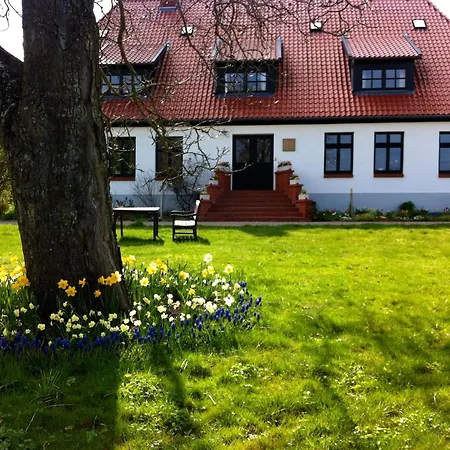 게스트하우스 Gutshaus Ketelshagen 4*